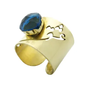 انگشتر زنانه گالری عزیزی طرح عشق مدل 15692