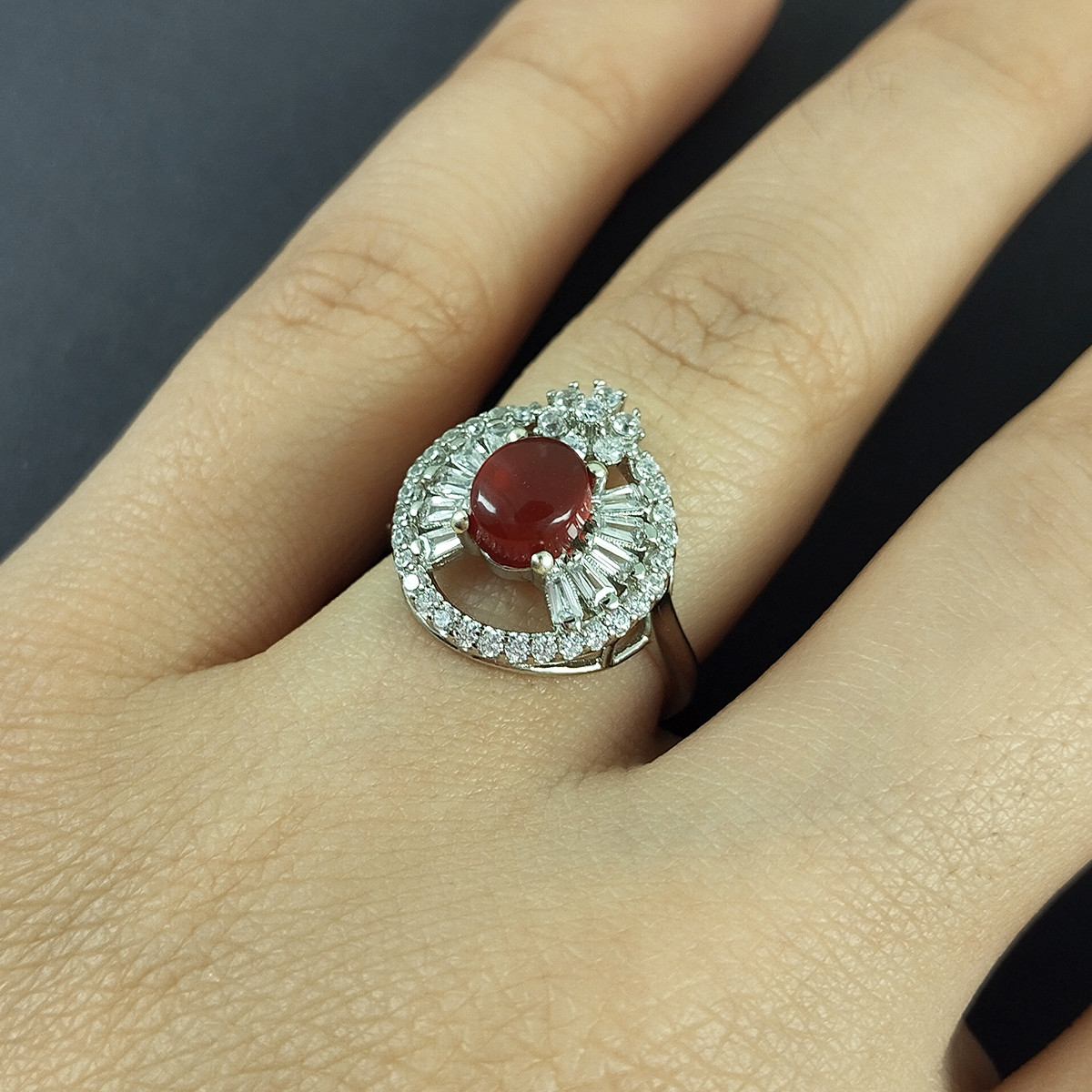 انگشتر نقره زنانه سلین کالا مدل عقیق سرخ کد 36