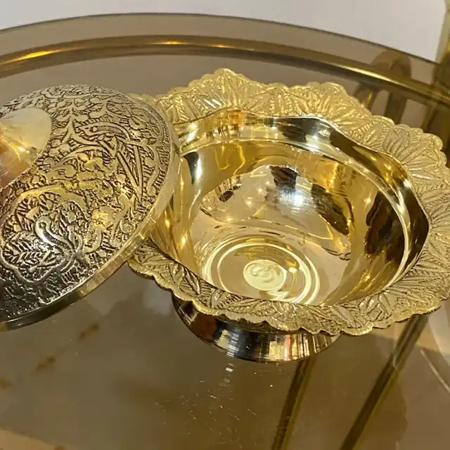 قندان برنجی مدل طاوس140031