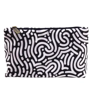 کیف لوازم آرایش زنانه مدل خطوط نرم کد 111