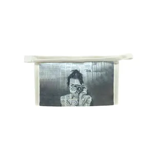 کیف لوازم آرایش زنانه مدل دختر عکاس کد f282