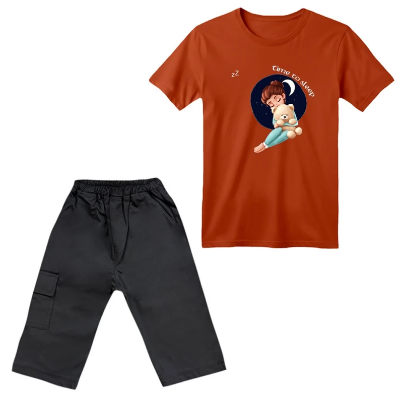 ست تی‌شرت آستین کوتاه و شلوارک دخترانه مدل دخترک و ماه