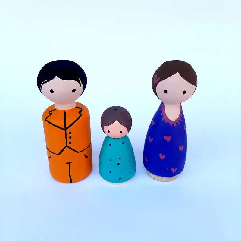 عروسک چوبی مدل خانواده من  کد WT01 مجموعه 3 عددی