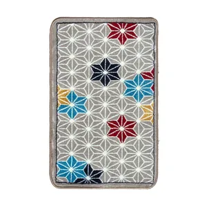 فرش ماشینی نیروانا طرح گبه کد ۴۱۷ زمینه طوسی