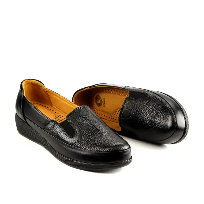 کفش روزمره زنانه روشن مدل 01