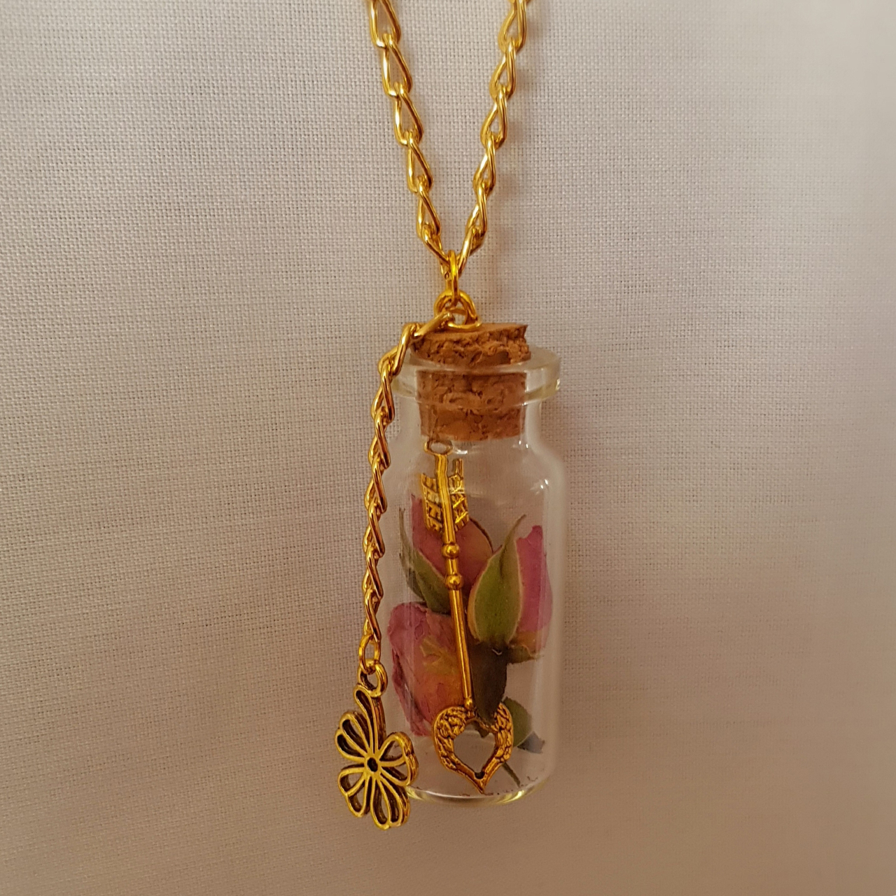 گردنبند دخترانه طرح بطری کد 002