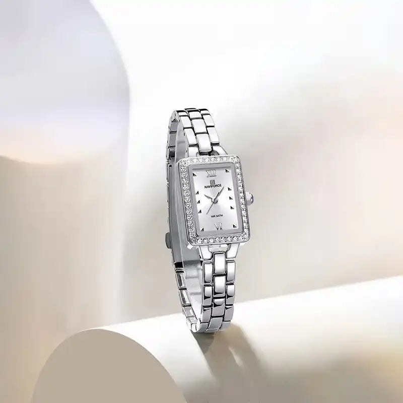 ساعت مچی عقربه ای زنانه نیوی فورس مدل NF5043SWS