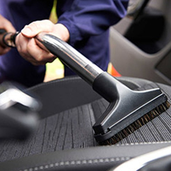 دستگاه مکنده دمنده کومت مدل CV 30 XE