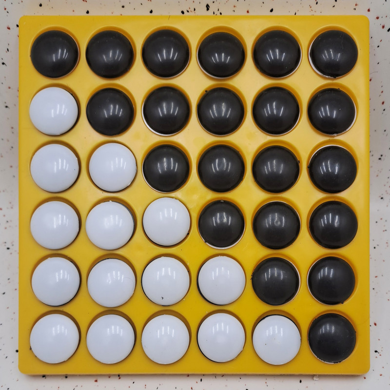 بازی فکری راشا مدل برد گیم اتلو