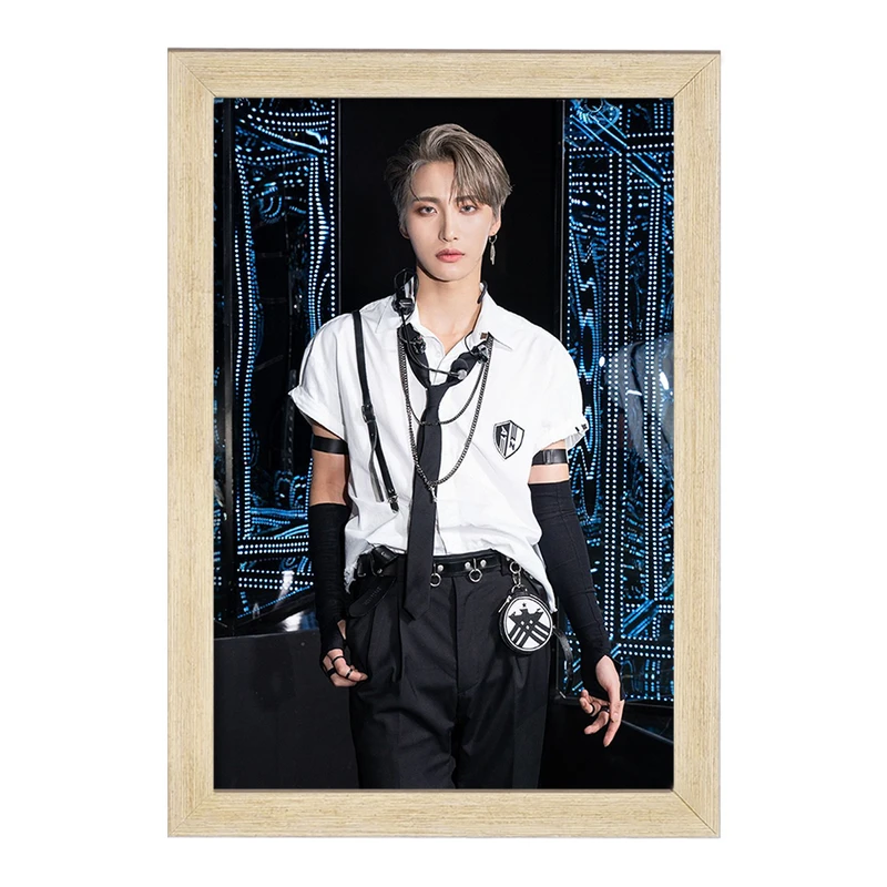 تابلو خندالو مدل سونگهوا گروه ایتیز ATEEZ  کد 21258