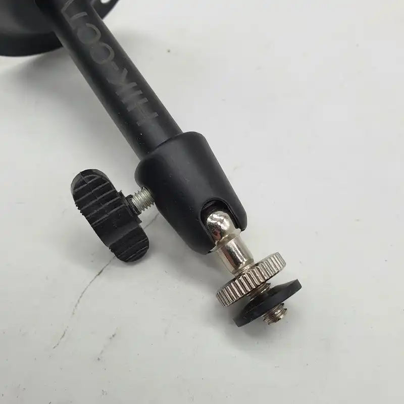 پایه دوربین مداربسته هایک مدل 10CM-MS