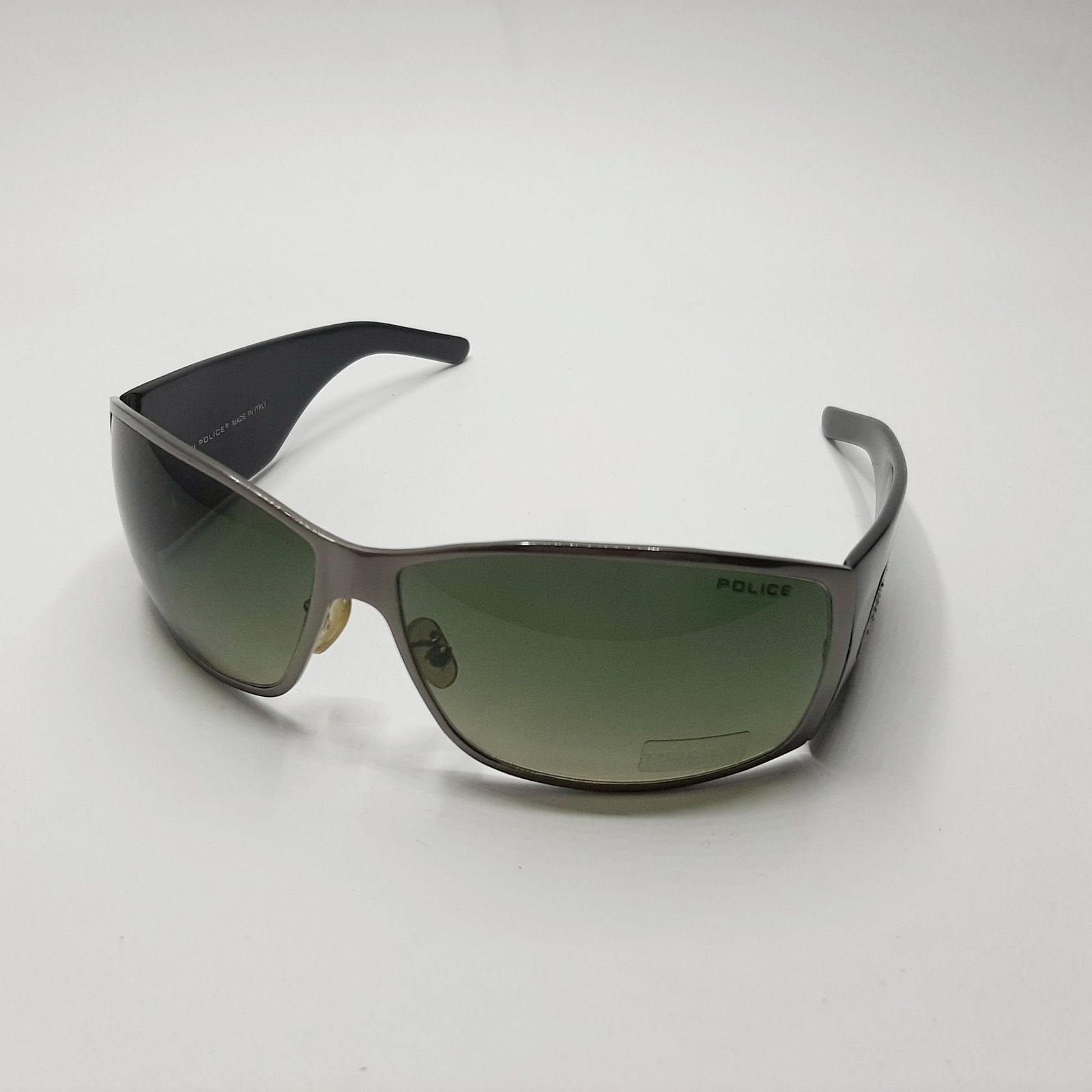 عینک آفتابی پلیس مدل S811c2 -  - 4