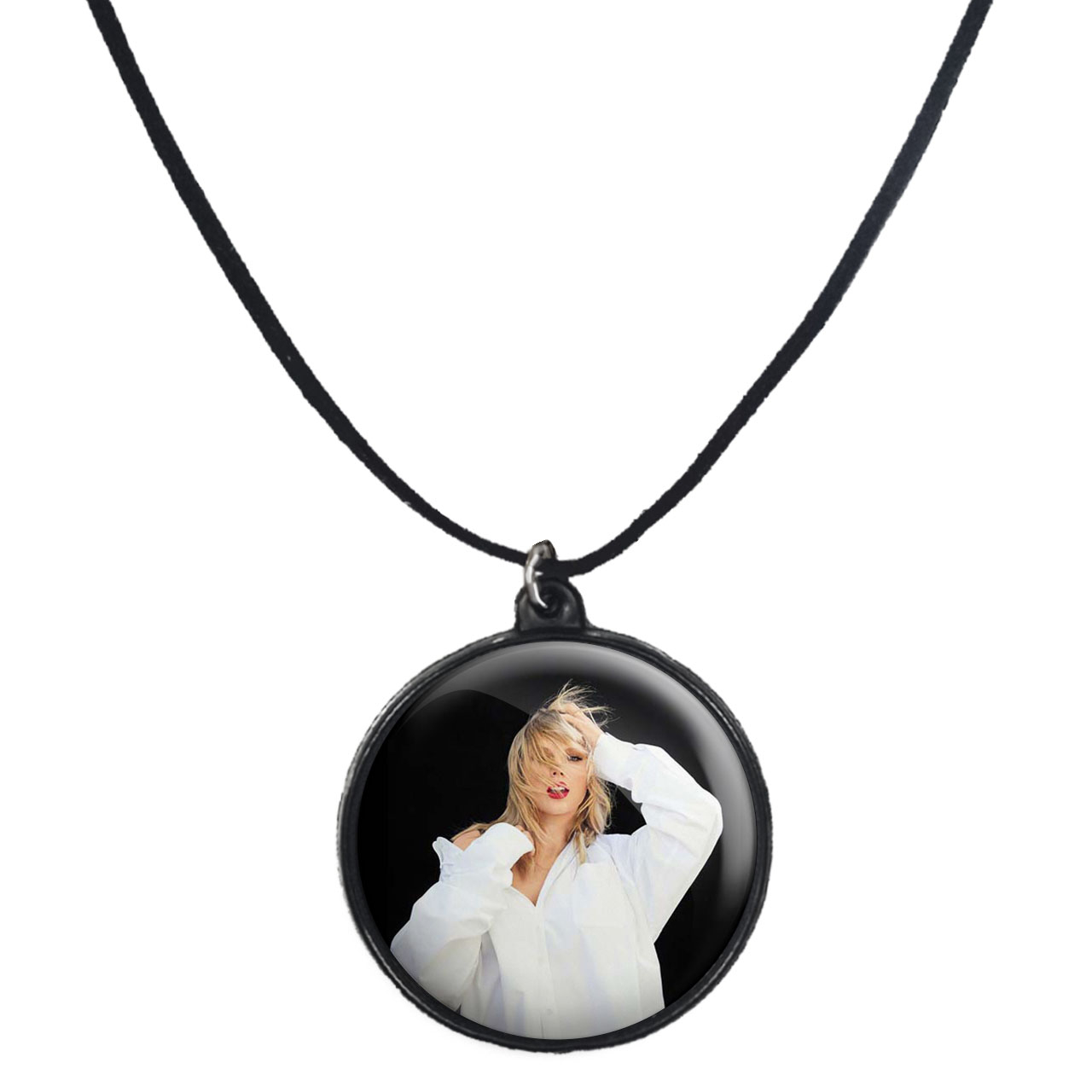 گردنبند پرمانه طرح تیلور سویفت کد pmb.793 مدل دو طرفه