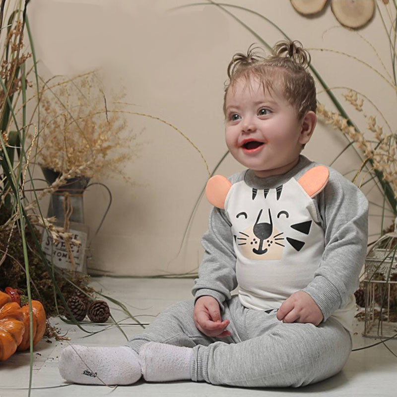 ست تی شرت و شلوار نوزادی مدل ببر گوشدار
