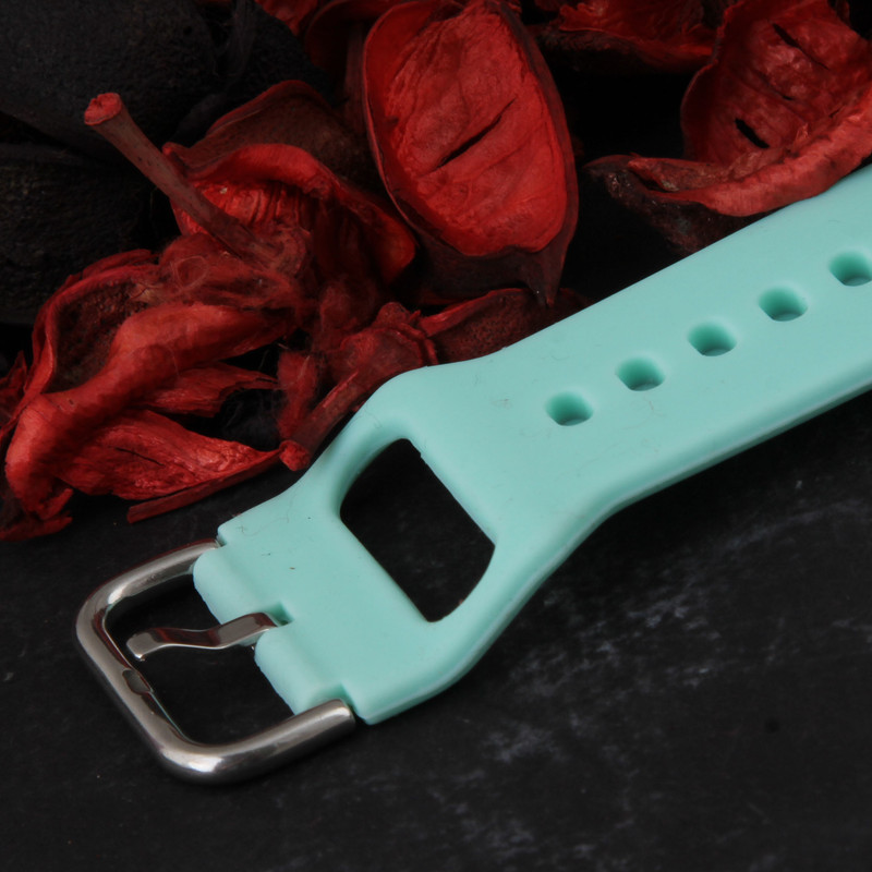 ساعت مچی دیجیتال زنانه مدل اسپرت بند سیلیکونی نگین دار کد WHW_295