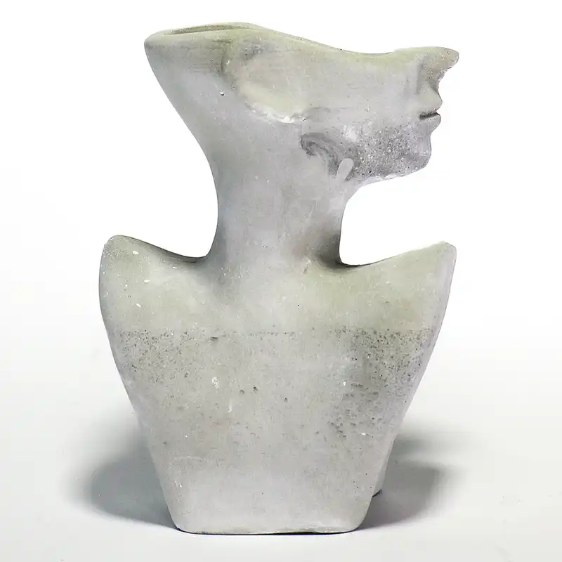 گلدان بتنی مدل نیم رخ کد KB111