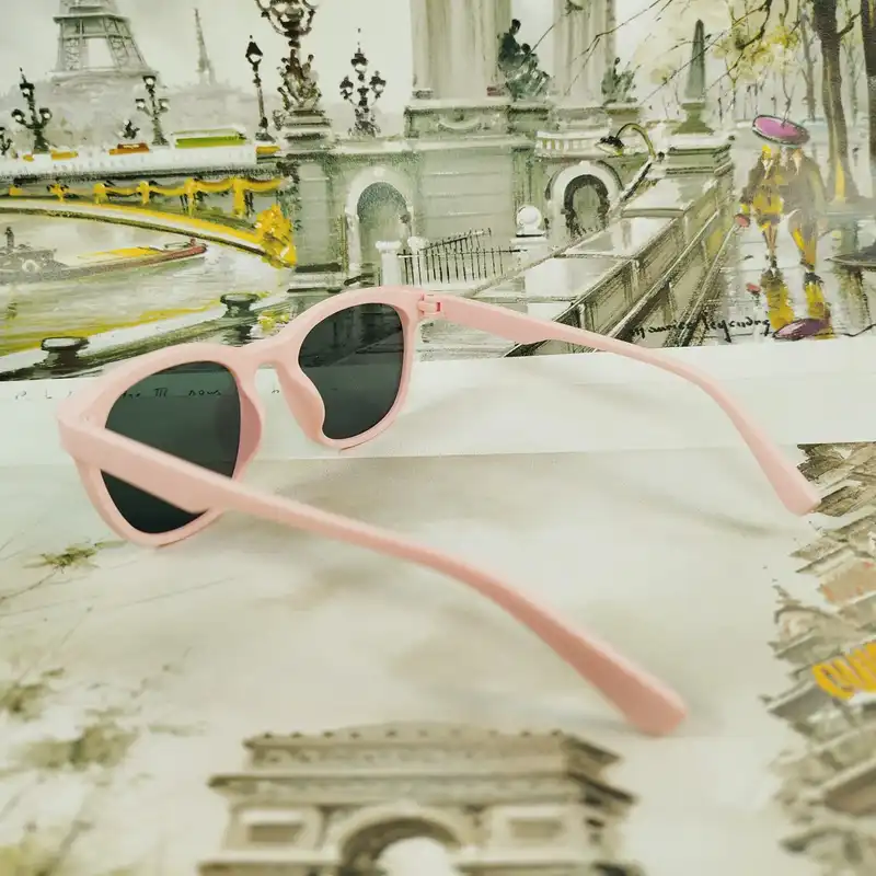 عینک آفتابی بچگانه مدل CH15 کد PI