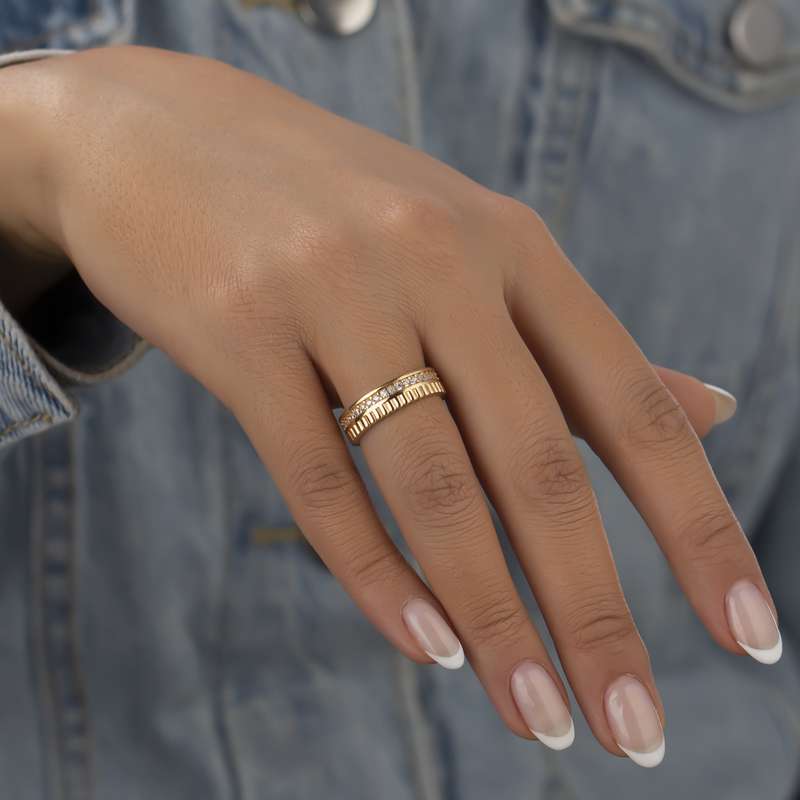 انگشتر طلا 18 عیار زنانه تاج مدل G309