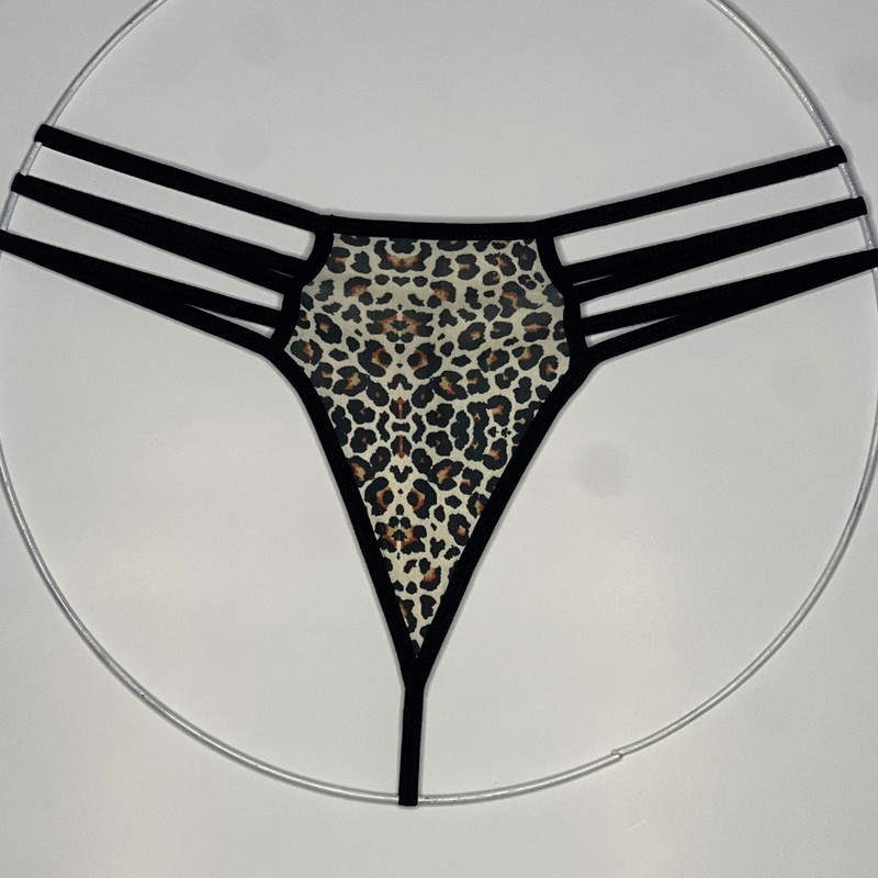 شورت زنانه مدل لامبادا 3 بند پلنگی