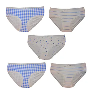 شورت زنانه مدل نخی لب توری مجموعه 5 عددی