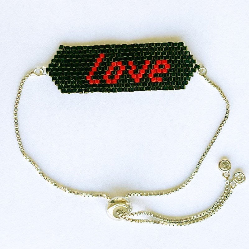 دستبند زنانه مدل پیکسلی میوکی طرح لاو با بند استیل آسانسوری