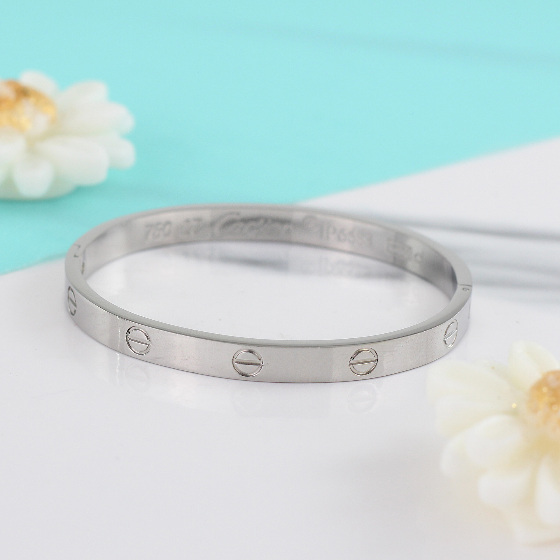 دستبند النگویی زنانه مدل K447