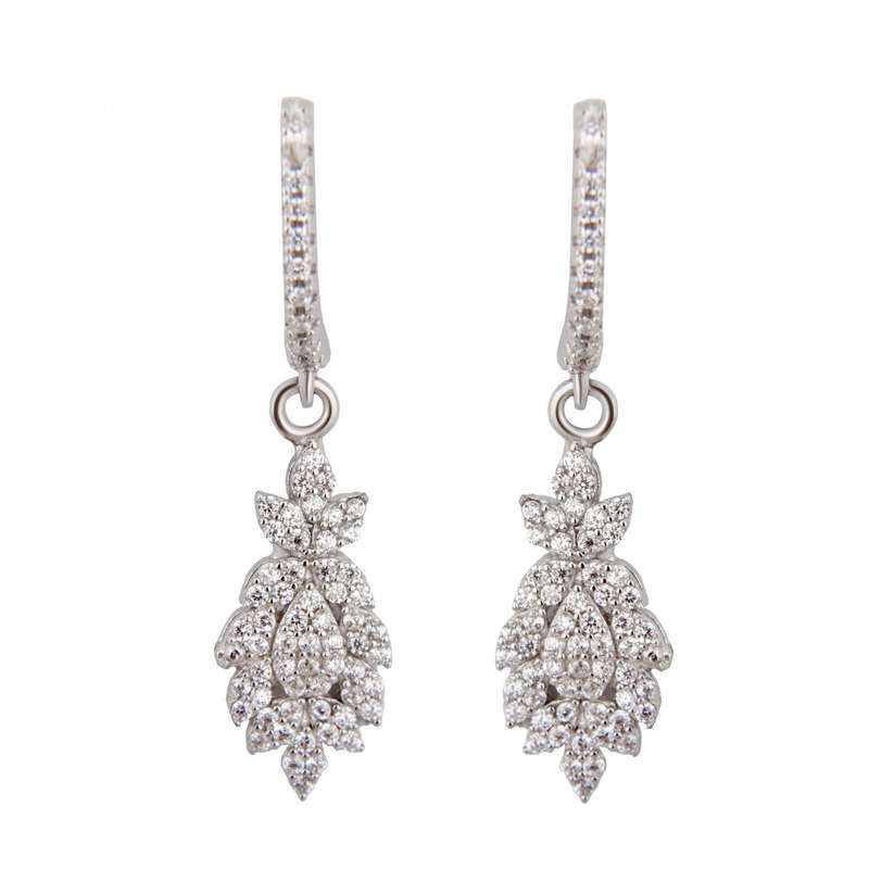 گوشواره نقره زنانه بازرگانی میلادی قالب مدل فول نگین آبکاری رادیوم کد GZN_397 گوشواره نقره زنانه بازرگانی میلادی قالب مدل فول نگین آبکاری رادیوم کد GZN_397