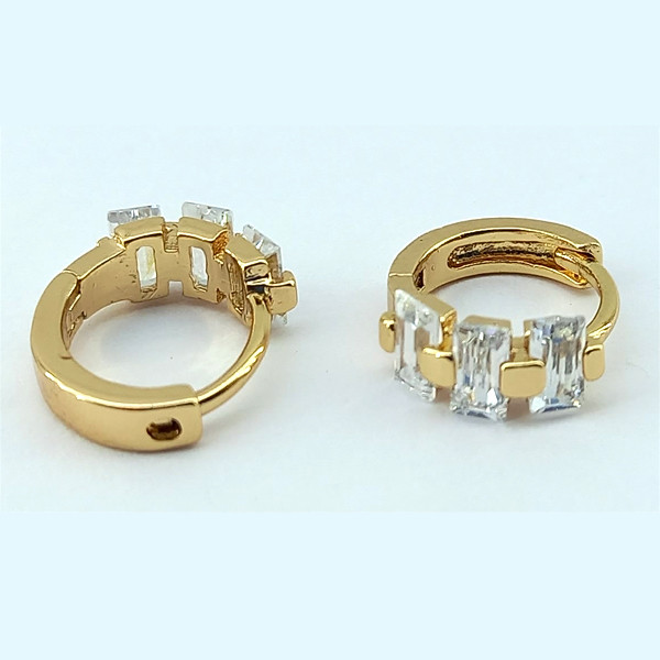 گوشواره دخترانه ژوپینگ مدل نگین کد 0282 گوشواره دخترانه ژوپینگ مدل نگین کد 0282