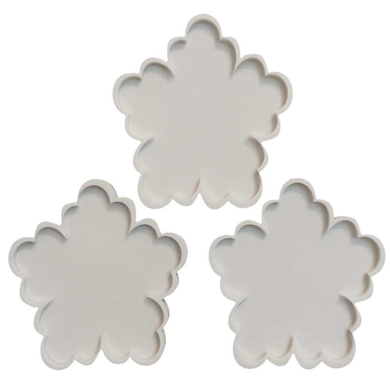 قالب رزین مدل گل 5 پر مجموعه 3 عددی