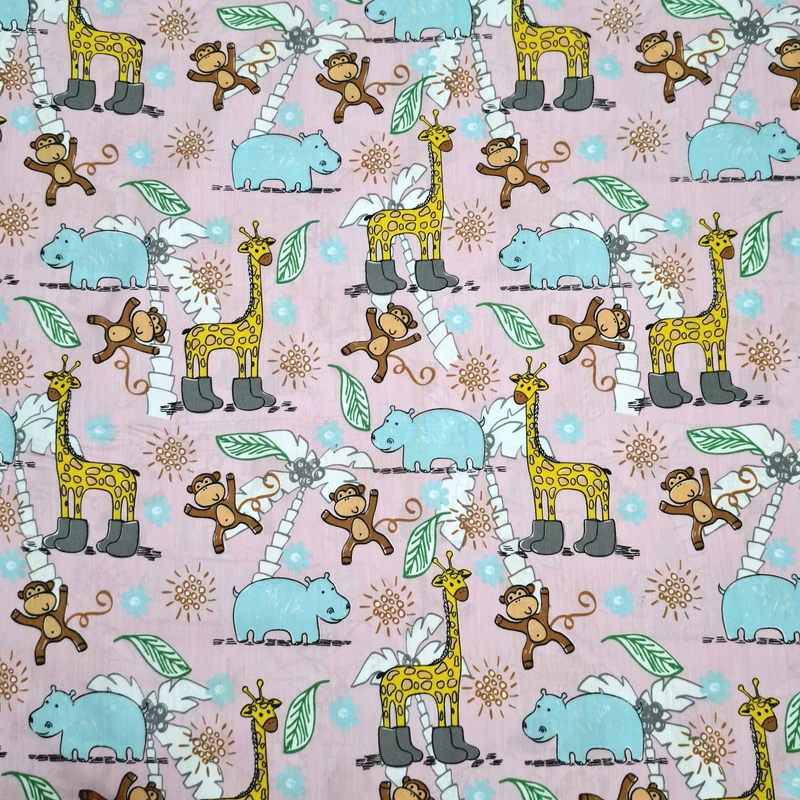 پارچه ملحفه عرض 1.5 متر مدل زرافه چکمه پوش رنگ صورتی روشن