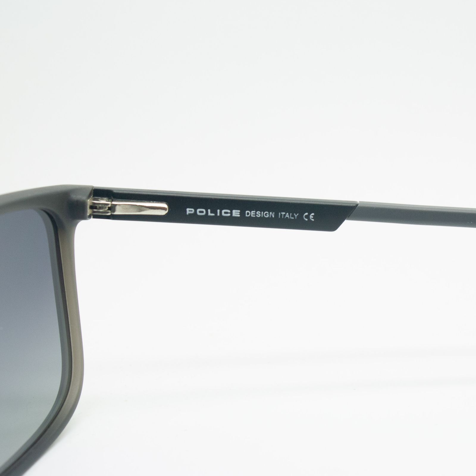 عینک آفتابی پلیس مدل FC04-08 C02 -  - 8