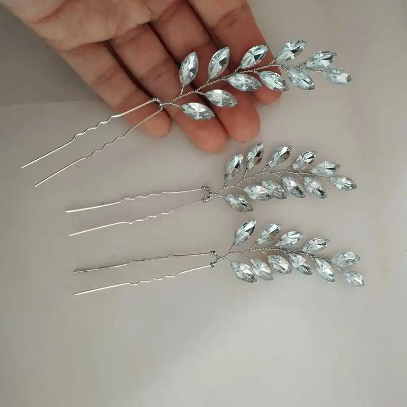 سنجاق مو زنانه مدل نگین چشمی مجموعه 3 عددی