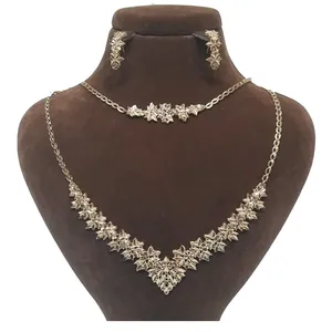 نیم ست طلا 18 عیار زنانه گالری یارطلا کد SR17-G