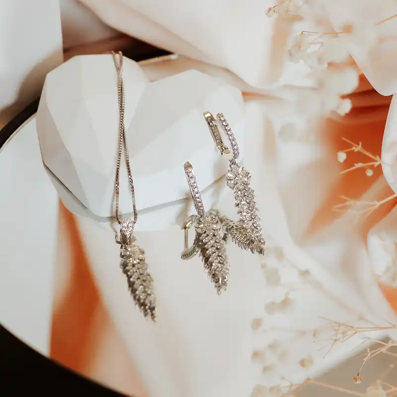 نیم ست نقره زنانه جی تی ای مدل جی نایس