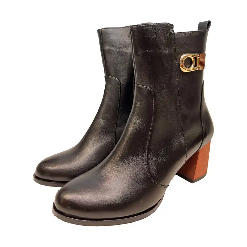 نیم بوت زنانه سرزمین چرم کد 145299 رنگ مشکی