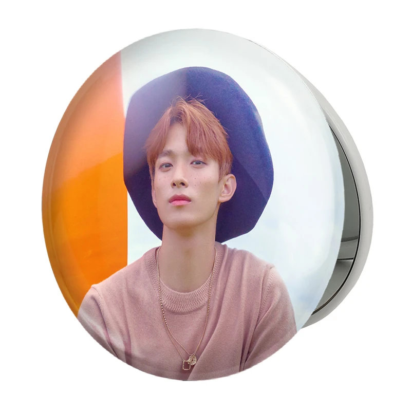 آینه جیبی خندالو طرح دی کی گروه سونتین Seventeen مدل تاشو کد 21541 