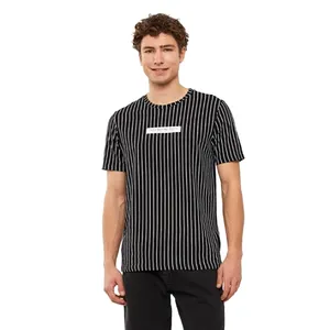 تی‌شرت ورزشی آستین کوتاه مردانه ال سی وایکیکی مدل FASCIATING-FACTS