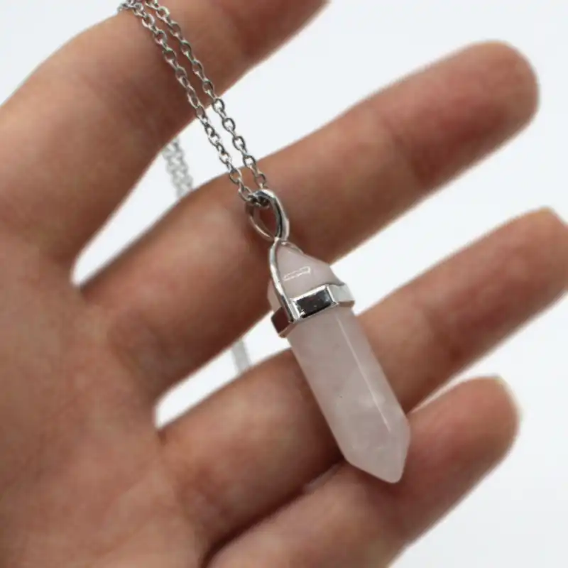 گردنبند مدل سنگ کوارتز رز منشوری