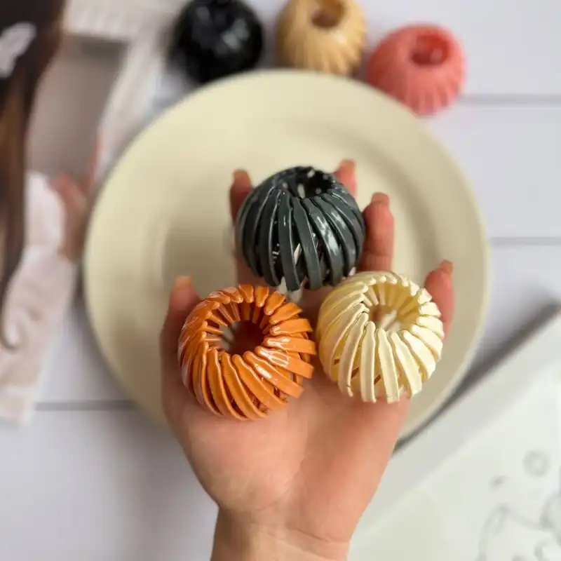 کلیپس مو زنانه مدل گوجه ای سه بعدی