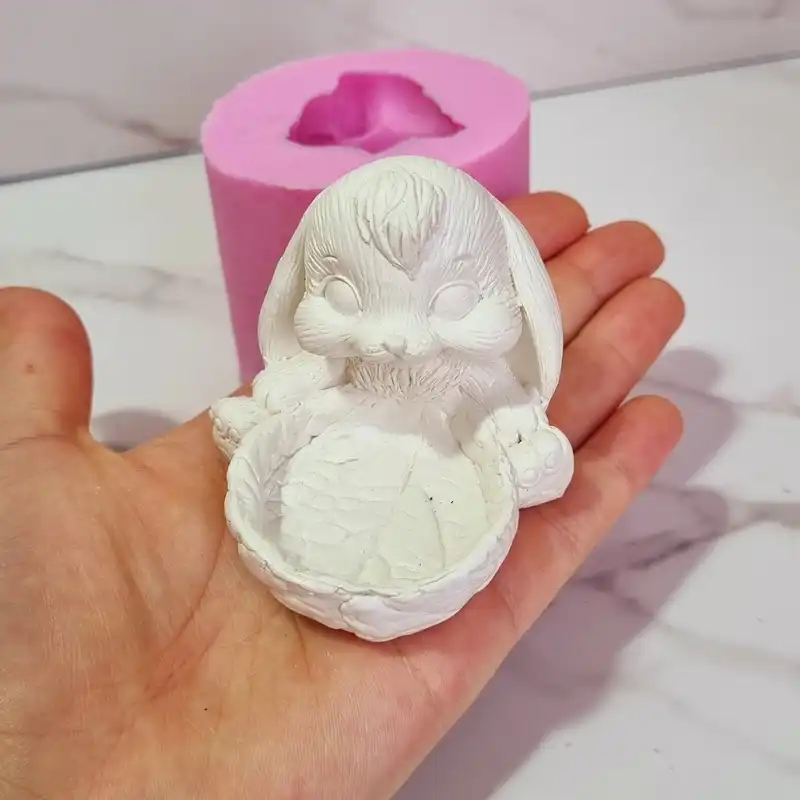 قالب شمع مدل خرگوش سبد دار