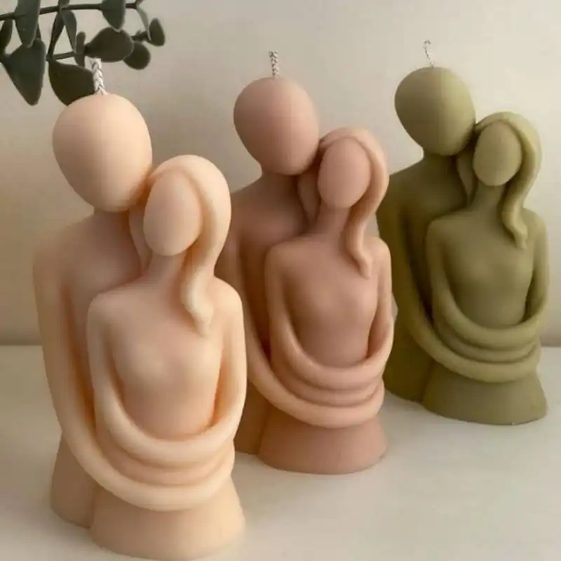 شمع دست ساز مدل آغوش بسته 3 عددی