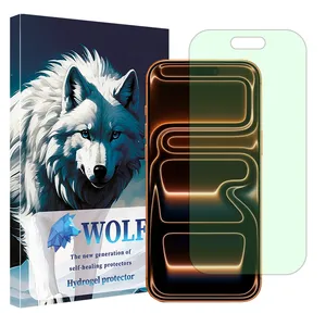 Wolf Eye Care model Green light screen protector suitable for Apple iPhone 17 Pro mobile phone