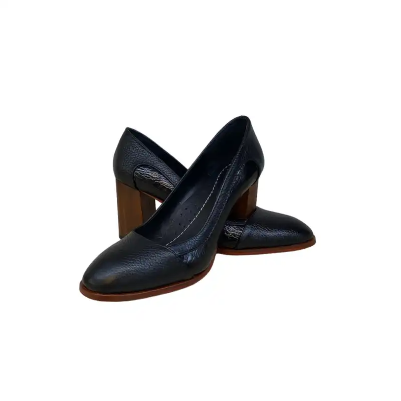 کفش زنانه مدل مهـرناز چرم طبیعی رنگ مشکی