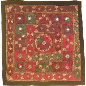 رومیزی سوزن دوزی مدل عسلی کد SOO54