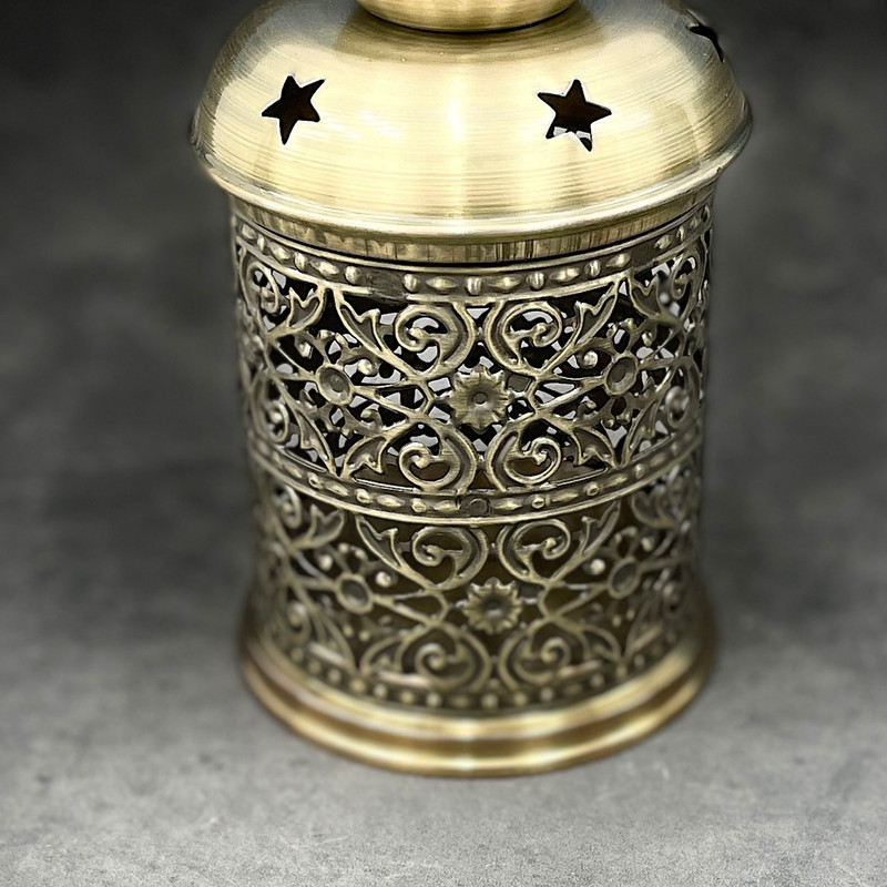 جاشمعی طرح فانوس فلزی