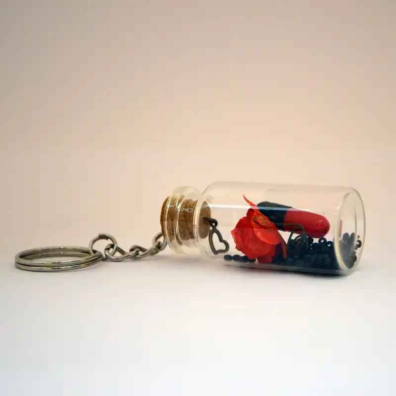 جاکلیدی مدل شیشه ای کپسول عشق