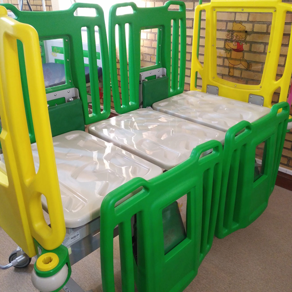 تخت بیمارستانی کودک پیاوار مدل 1090V4