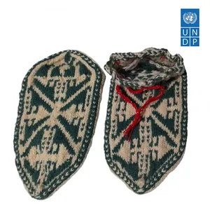 پاپوش دست دوز زنانه مدل سنتی