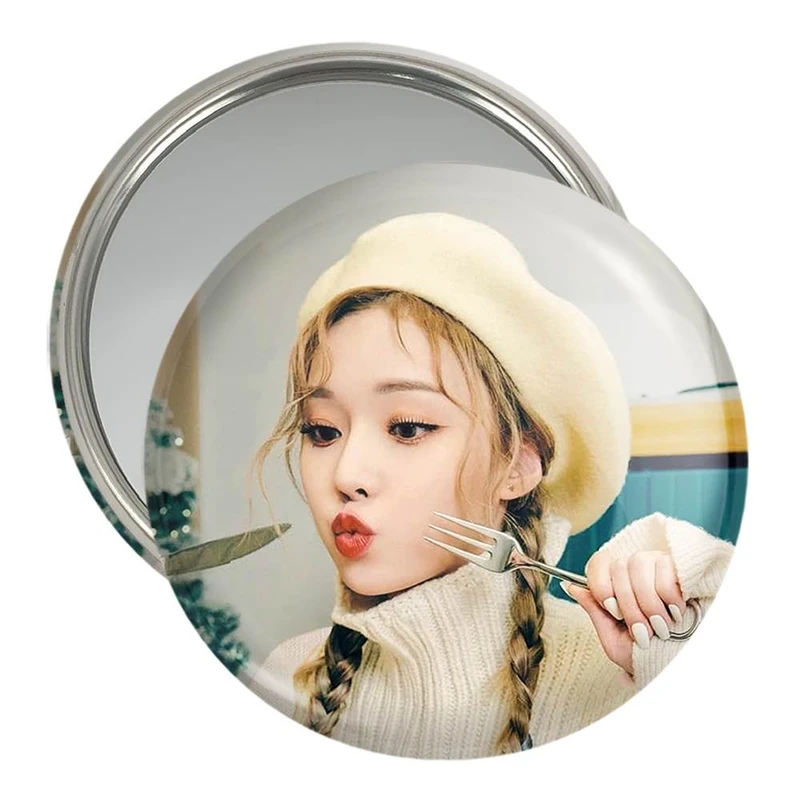 آینه جیبی خندالو مدل وینتر گروه آسپا Aespa  کد 12469