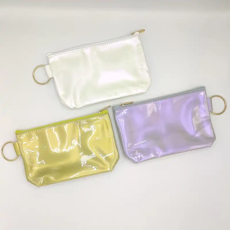 کیف لوازم آرایش زنانه مدل سه گوش براق کد013